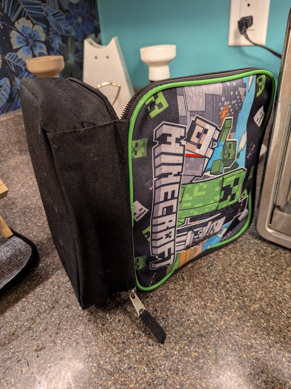 Mine Craft Theme Insulated Lunch Tote - Picture 6 of 12